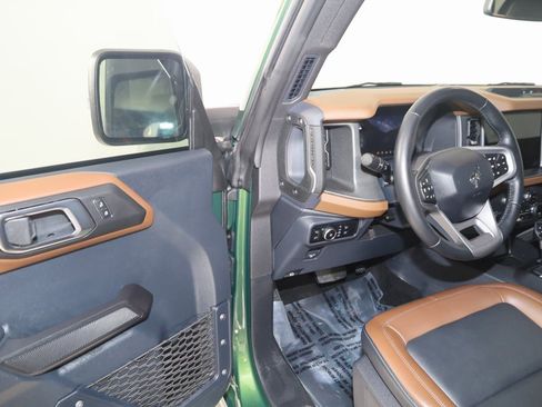 Used 2024 Ford Bronco Outer Banks image 47