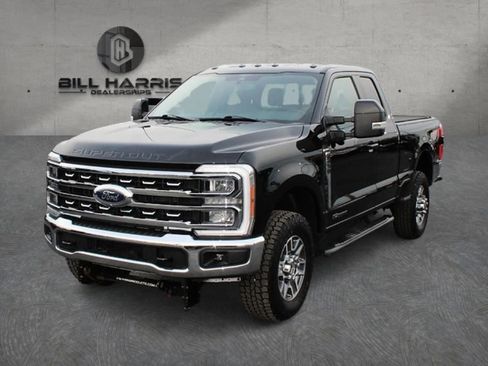 Used 2023 Ford F350 Lariat w/ FX4 Off-Road Package AWD/4WD image 1