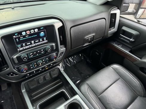 Used 2017 GMC Sierra 1500 SLT image 24