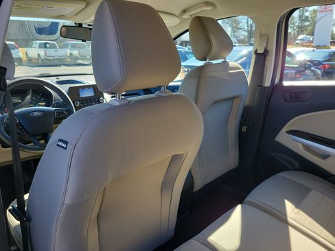 Used 2021 Ford EcoSport S image 11