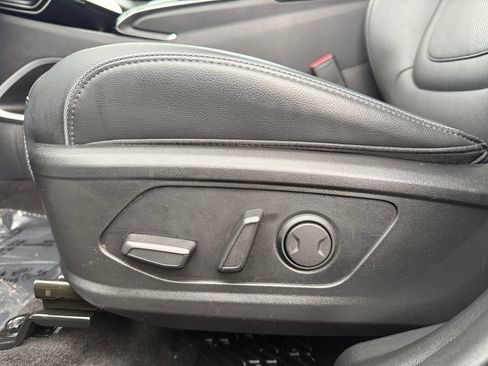Used 2023 Hyundai Tucson Limited AWD/4WD image 10