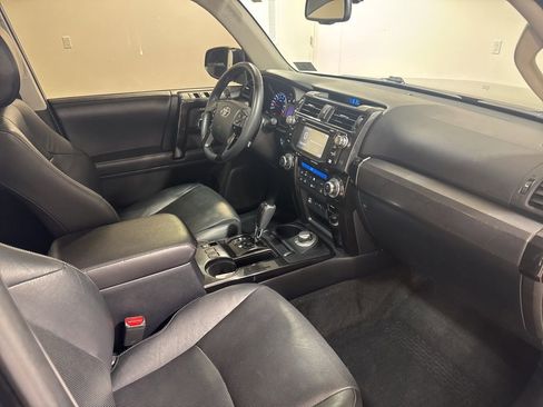 Used 2019 Toyota 4Runner Limited AWD/4WD image 27