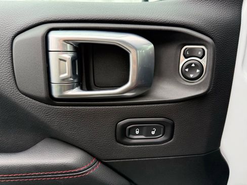 Certified 2023 Jeep Wrangler Unlimited Rubicon 392 image 18