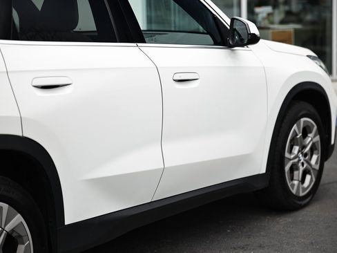 Used 2023 BMW X1 xDrive28i image 8