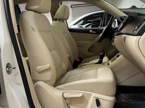 Used 2017 Volkswagen Tiguan Wolfsburg Edition FWD image 27