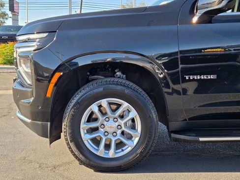Used 2025 Chevrolet Tahoe LT AWD/4WD image 9