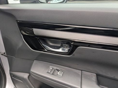 Used 2025 Honda CR-V EX-L image 31