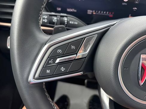 Used 2025 Buick Envision Sport Touring AWD/4WD image 11