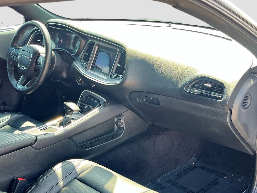 Used 2019 Dodge Challenger SXT w/ Blacktop Package RWD image 26