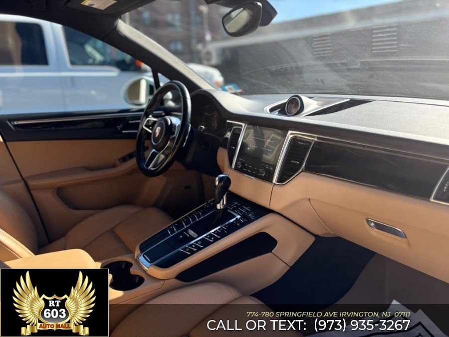 Used 2018 Porsche Macan S AWD/4WD image 13
