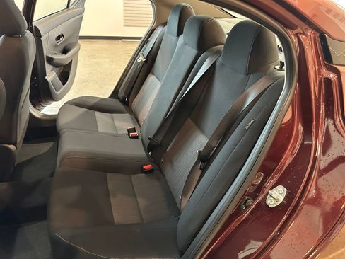 Used 2025 Nissan Sentra SV FWD image 38
