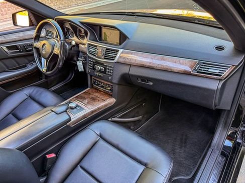 Used 2013 Mercedes-Benz E 350 Sedan image 10