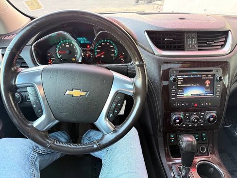 Used 2017 Chevrolet Traverse Premier image 10