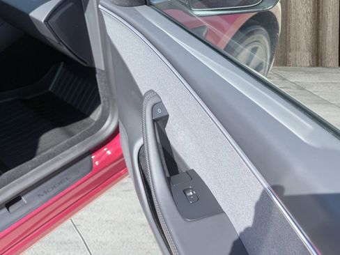 Used 2025 Tesla Model 3 RWD image 38