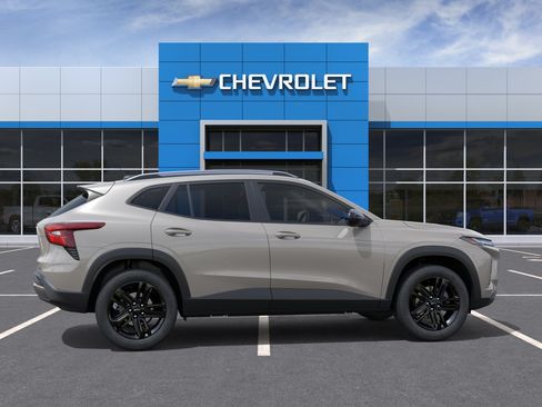 New 2026 Chevrolet Trax ACTIV FWD image 29