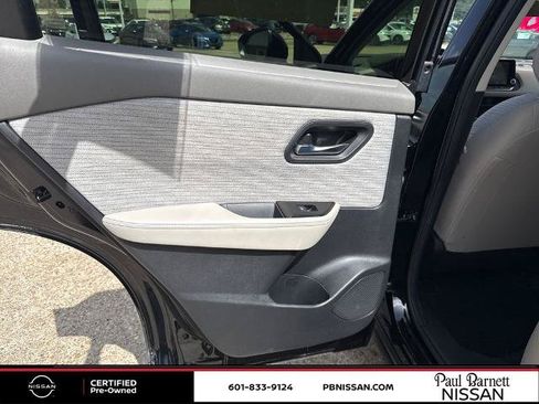 Certified 2023 Nissan Rogue SV FWD image 29