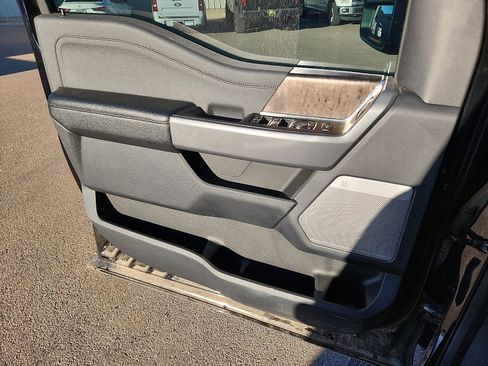 Used 2023 Ford F350 Lariat w/ Lariat Ultimate Package image 13