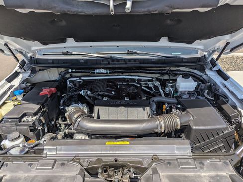 Used 2025 Nissan Frontier S AWD/4WD image 47