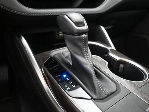 Used 2023 Toyota Highlander Limited image 31