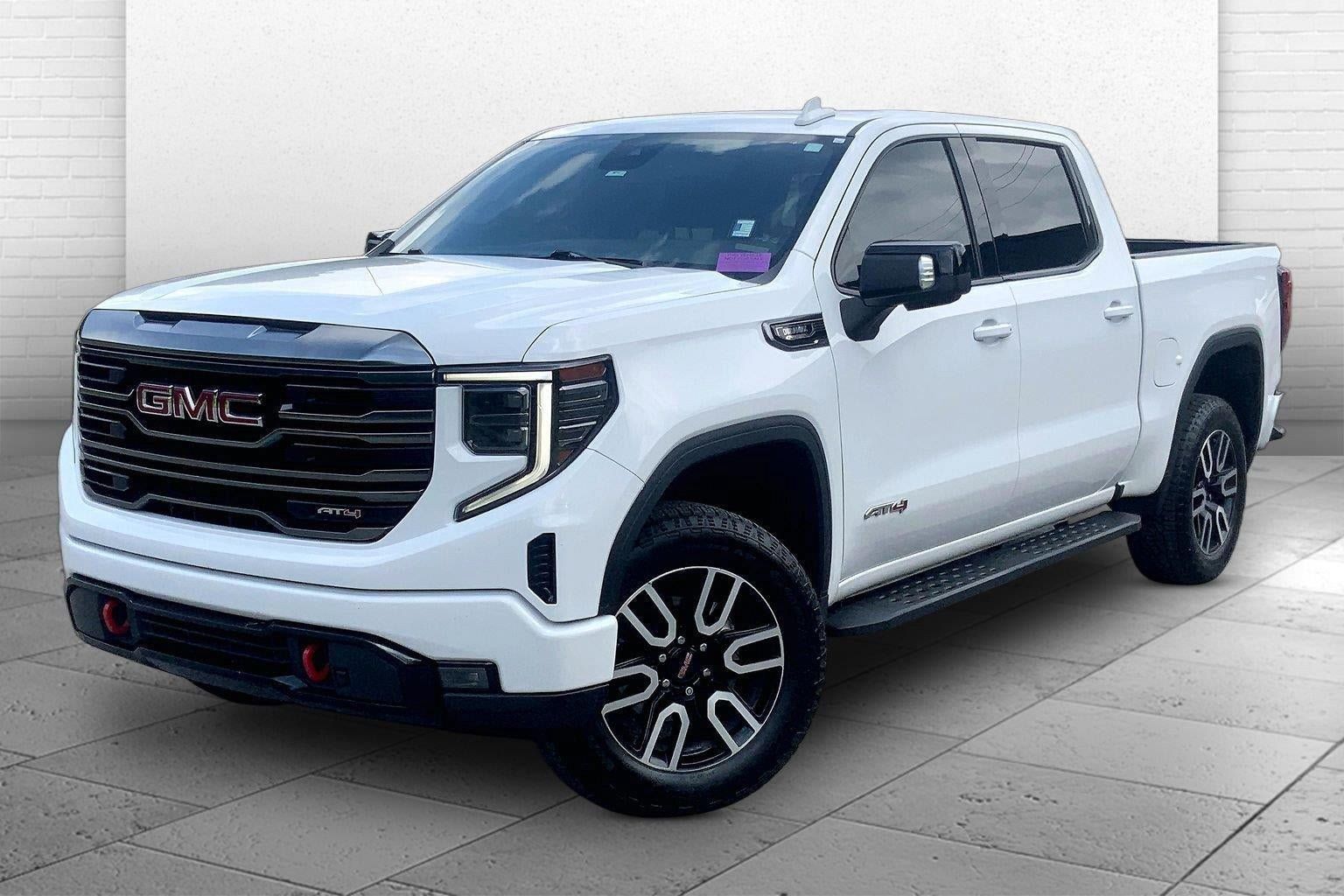 Used 2022 GMC Sierra 1500 AT4 w/ AT4 Preferred Package AWD/4WD image 13