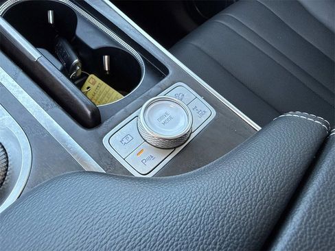 Used 2024 Genesis GV80 2.5T image 24