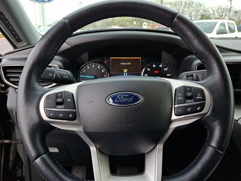 Certified 2023 Ford Explorer XLT w/ Equipment Group 202A image 20