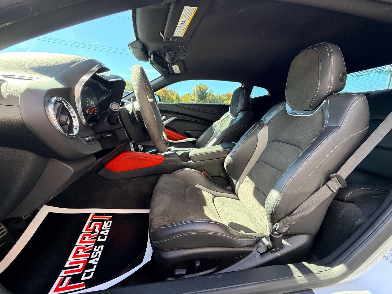 Used 2019 Chevrolet Camaro SS RWD image 20