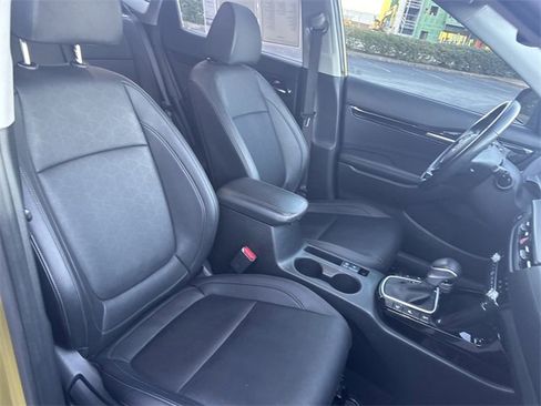 Certified 2024 Kia Seltos SX image 17