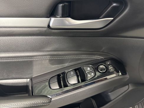 Used 2023 Nissan Altima 2.5 SL FWD image 19