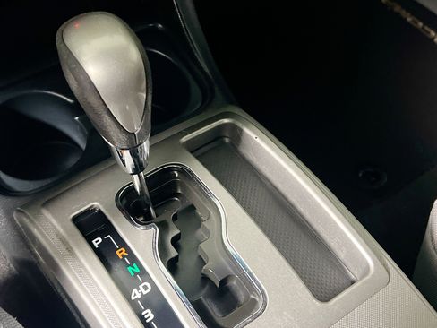 Used 2012 Toyota Tacoma Base image 24