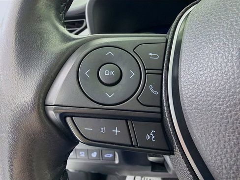 Used 2020 Toyota RAV4 Limited image 11