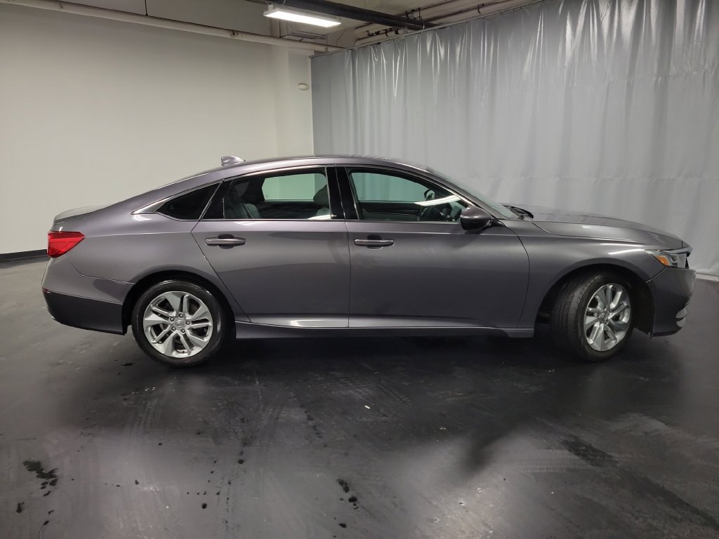Used 2018 Honda Accord LX image 9