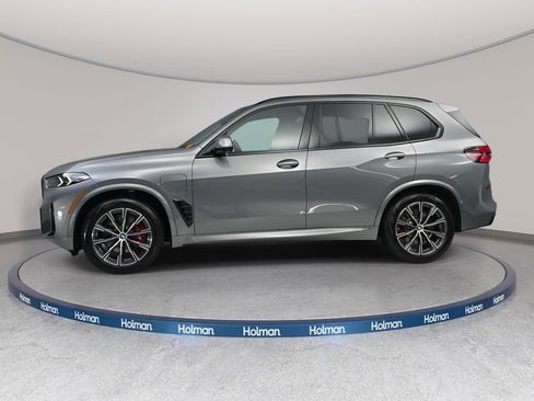New 2026 BMW X5 xDrive50e w/ M Sport Package image 8