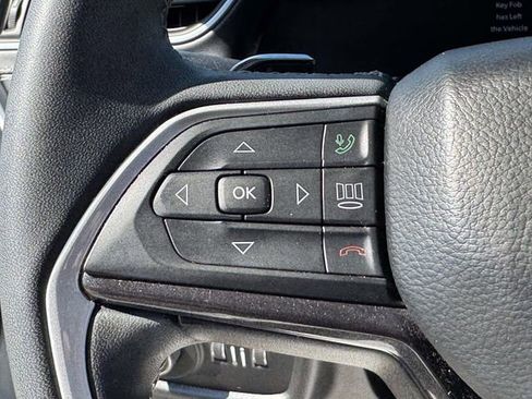 Used 2023 Jeep Grand Cherokee Laredo w/ Luxury Tech Group I AWD/4WD image 26