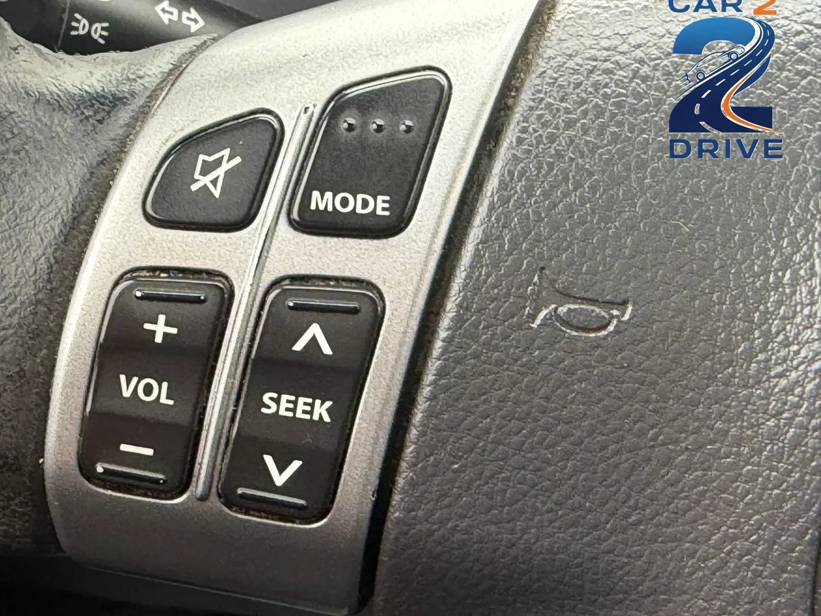 Used 2013 Suzuki SX4 AWD Hatchback image 23