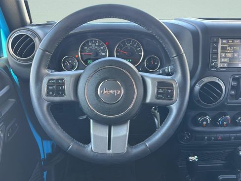 Used 2017 Jeep Wrangler Unlimited Sport AWD/4WD image 12