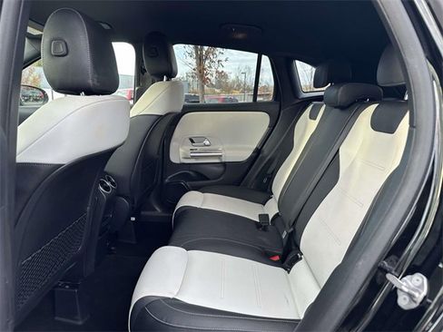 Used 2021 Mercedes-Benz GLA 250 4MATIC image 20