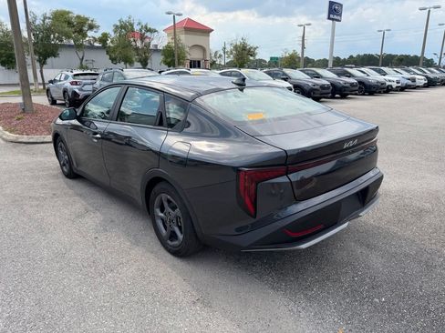 Used 2025 Kia K4 FWD image 7