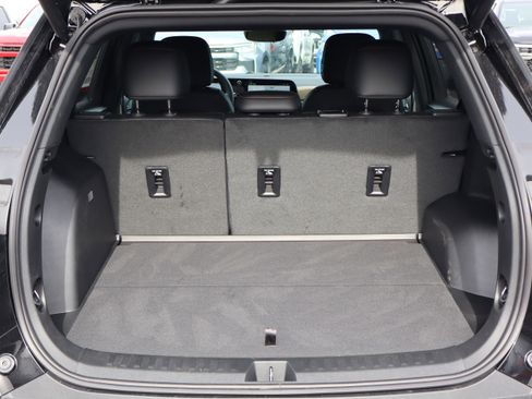 New 2026 Chevrolet Equinox ACTIV w/ Convenience Package III FWD image 22