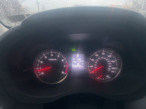 Used 2014 Subaru Crosstrek 2.0i Limited image 7