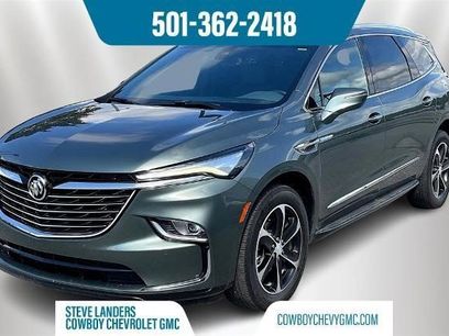 Certified 2023 Buick Enclave Essence w/ LPO, Touring Package