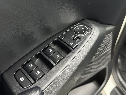 Used 2021 Kia Seltos S image 11