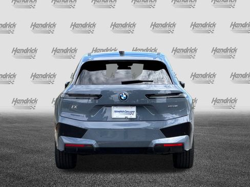 Used 2024 BMW iX xDrive50 w/ Premium Package AWD/4WD image 6