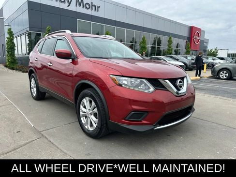Used 2016 Nissan Rogue SV AWD/4WD image 2