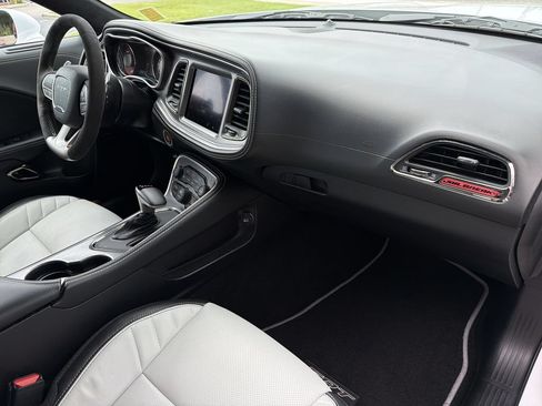 Used 2023 Dodge Challenger SRT Hellcat RWD image 16