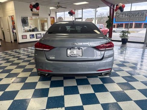 Used 2016 Hyundai Genesis 3.8 image 6