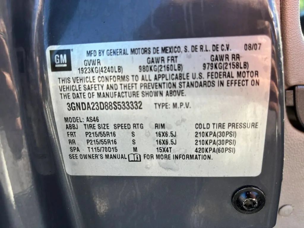 Used 2008 Chevrolet HHR LT FWD image 24