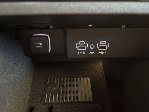 New 2026 Jeep Grand Wagoneer 4WD w/ Quick Order Packge 29V Upland image 31