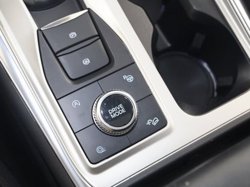 Used 2021 Ford Explorer Platinum w/ Equipment Group 601A image 32