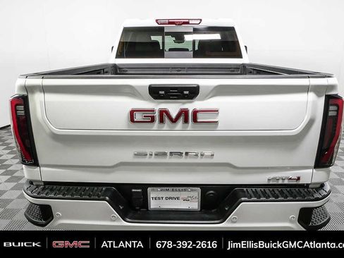 Used 2025 GMC Sierra 2500 AT4 w/ AT4 Premium Plus Package AWD/4WD image 28